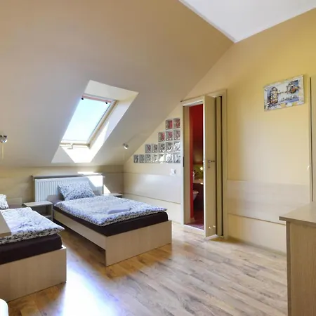 Bed & Breakfast Paskal Czerlejno