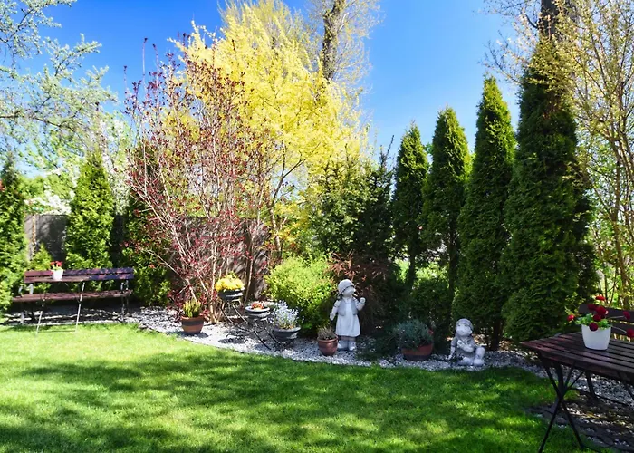 Paskal Nocleg ze śniadaniem 3*